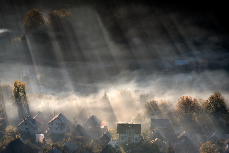 Claudiu Guraliuc - Dimineața la Ieud.jpg